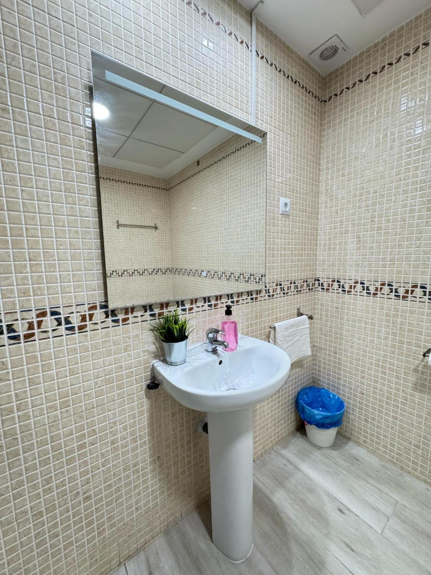 Apartament Luminosos Pozuelo A 8 Minutos De Palacio Real *